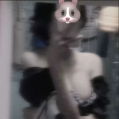 nhi38938's profile picture. 