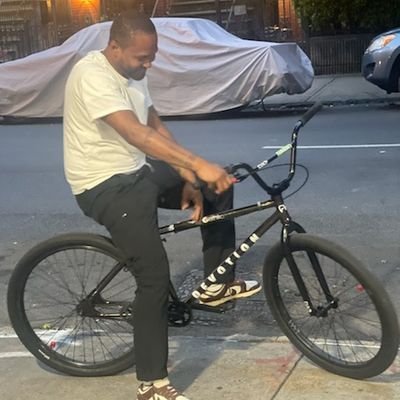 HighlightH1's profile picture. I just want peace I been thru a lot ♐️🥴