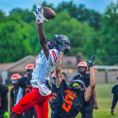 @PureyouthAA #agtg✝️ c/o 2028💫 WR 6ft weight 159