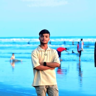 Rohingya youth activist | Journalist | Translator (Eng-Roh) | Advocate for justice, education & human dignity