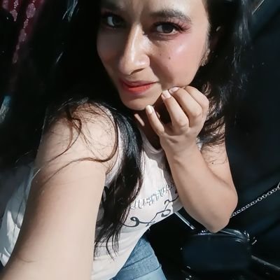 pequeflor's profile picture. Amo a Dios Amigable,Consejera Amo el periodismo y mi hobbi es el bellydance y sobre todo me Encanta tener una buena conversación. Cita UNA NOCHE CON EL REY 😍