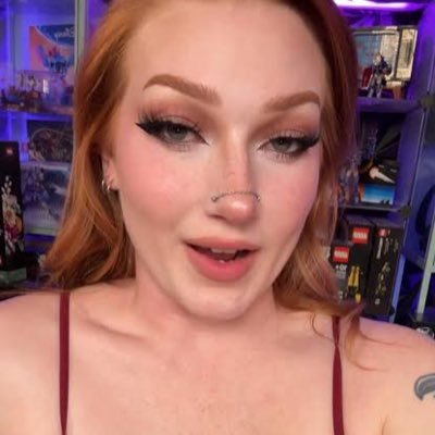 MaryDanie52507's profile picture.