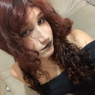 yisafada's profile picture. filha da gretchen 🤱 cantora 🎤 atriz pornô 🔞 evangélica 🙏