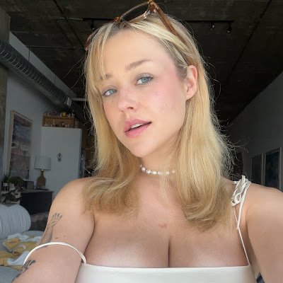 toniaallen65's profile picture. 
