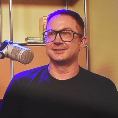 Making things @iHeartPodcasts. Very Special Episodes. iHeart Originals. NFL. Previously: EIC @mental_floss. Three daughters. Glasses wearer/enthusiast