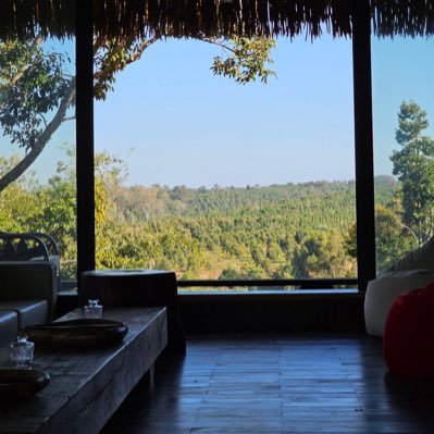 QuangDiuNguyen1's profile picture. Love myself