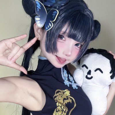 🦄 Hola! I'm Mochi (*,,˃ ᵕ ˂ ) its my new account 😭 I'm a Cosplayer and Vtuber 🥹 ( Only account!! ) #MochiArtnn