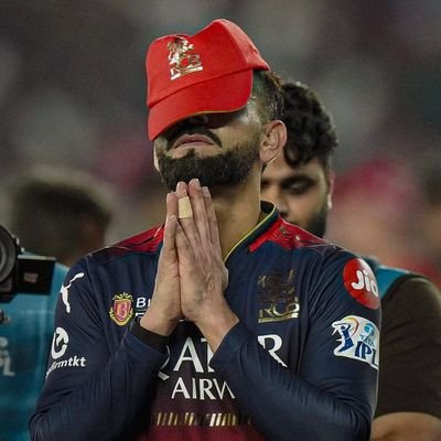 Chetobito's profile picture. Eternal karma, divine judgment.