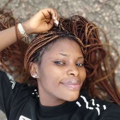 preshluxe's profile picture. Linguistics || Dealer in MALE & FEMALE handmade shoes || Taking orders 24/7 || DM 💯 || Nationwide delivery || Jos