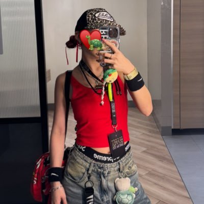 @h_besty__