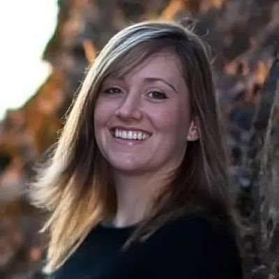 Krista Street
❤️ Fantasy/Paranormal Romance Author 💜
Coffee drinker ☕️
💘Book lover 📚