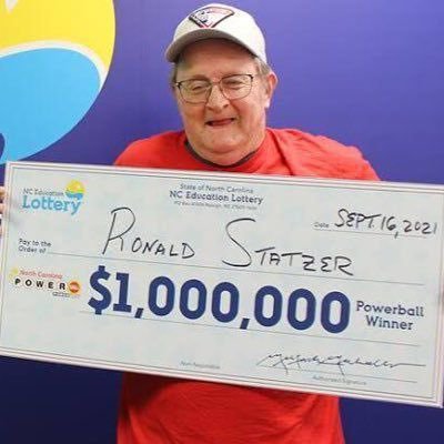 Ronald Statzer, a retired U.S Coast Guardsman,winner of $1 million N.C Lottery, is giving back some to the society by helping out with credit card debts.👌🇺🇸