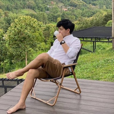 f4GXbIUfG8FSrMJ's profile picture. 