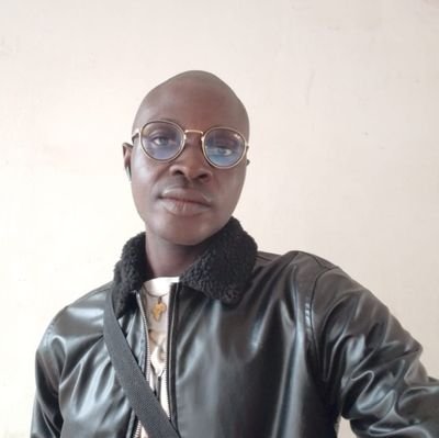 sbanjowrites's profile picture. 10 yrs in Cybersecurity 🛡️ | Helping new voices write & grow online | Ghostwriter & Mentor @CyberWriters | #CyberWritersClub
Let’s help you write✍️