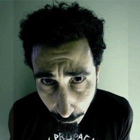 LokiDaFarmacia's profile picture. 21 𝔞𝔫𝔬𝔰.                                           
𝔬𝔲𝔳𝔦𝔫𝔱𝔢 𝔡𝔢 𝔱𝔬𝔡𝔬𝔰 𝔬𝔰 𝔤ê𝔫𝔢𝔯𝔬𝔰 𝔡𝔢 𝔯𝔬𝔠𝔨/𝔪𝔢𝔱𝔞𝔩