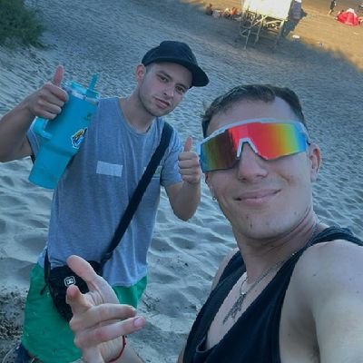 rodriii_16's profile picture. 