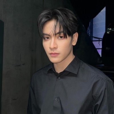 Ocrp 01 - Thai Actor, Models and Singer. Joong Archen Aydin. Memiliki darah keturunan Turki.