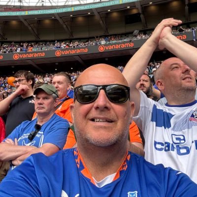 Adore my girls. Love football and boxing.., long suffering #oafc supporter and England regular..Thoughts are solely mine and not those of my employer ..