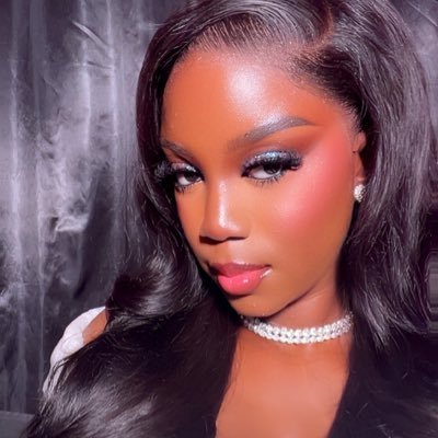 FemaleAlpha15's profile picture. Billie for the feels, Nicki for the bars, Burna for the culture. Me? Just here being iconic. 🤍