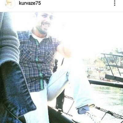 Bilişimci,Tasarımcı,inovasyon icatcı, Marangoz, kaynakçı,su tesisatçı, fayanscı,amatör fizikçi, amatör tarihçi, amatör hukukçu, amatör yazar, kendine Kemalist.