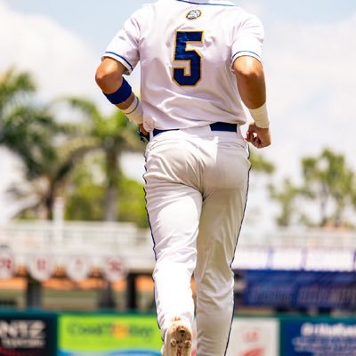 2025 graduate 6' 195Lb SS cell) 787-604-1924