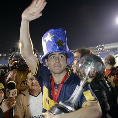 solangejln's profile picture. Doctorante en théorie de l’idéologie et philosophie du droit