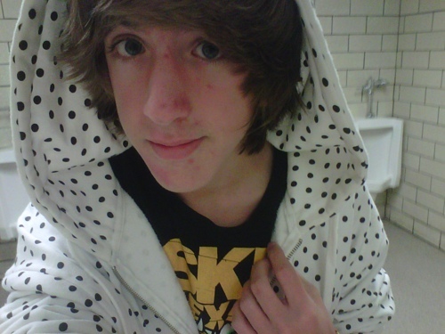 whaddupnickk's profile picture. model, actor, high school student. 
oh yeah i like food.