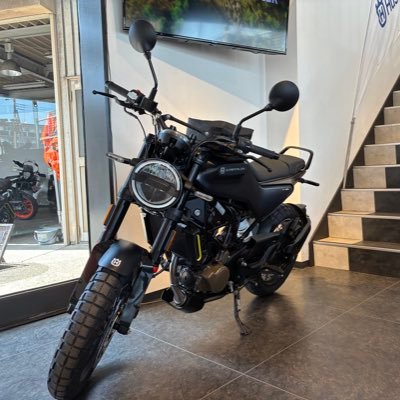 モーターバイクSvartpilen125 NMAX155 YB125SP superCub50→110改/ロードバイクJR1/ツーリング/筋トレ/温泉/サウナ/麺類/ガジェットetcなどが好きなアラフィフです〜合トレや情報交換しましょう #JR1 #cub #YB125SP #NMAX #SG92J