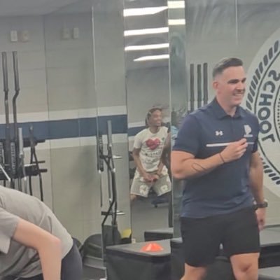 Human Performance Coach. Head Strength and Conditioning Coach @friendscentral @fcsphoenix