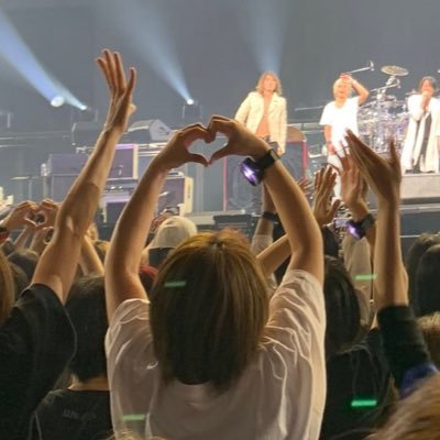 Japan🇯🇵Kagoshima🫶LUNA SEA🫶10歳の時END OF SORROWで化学反応を起こす🫶SLAVE🫶💕NN🫶💕RKF🫶💕5人が大好き💛💜❤💚💙LUNA SEAが全て🫶#LUNAPIC R7 6月6日RK様に『ありがとう』伝えれた🙌あと、4人に伝える日を夢見て…⭐️