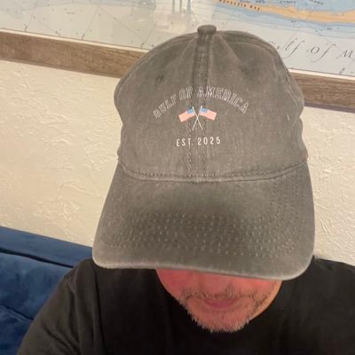 I drink beer 🍻, shoot pool and talk politics, sometimes all at the same time. #AmericaFirst #GoSteelers #LetsGoPens