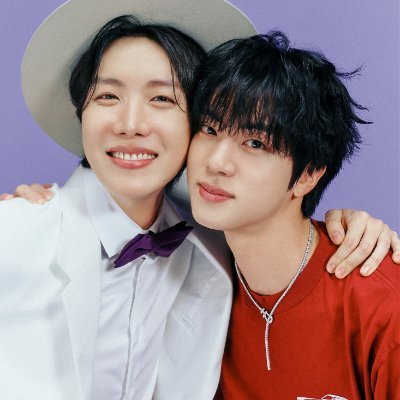 5% personal account 95% @BTS_twt stan account | 2019 #BTSARMY | 💜OT7💜 with a 🐥🐯🐰 bias | INFP-A
“Even if you’re not perfect you’re limited edition.” - RM