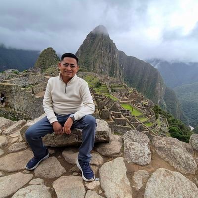 Abogado. Podcaster. Especialista en Gestión del Riesgo de Desastres. Hablemos de historia en @porlasrutas1