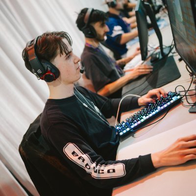 petrocs_'s profile picture. ☦️ 🇷🇸 🇨🇦 | EDM Producer