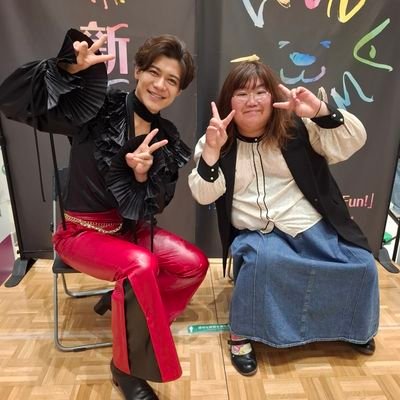 Xやり直しました
新浜レオンくんを推してます
友達になってくれる方よろしくお願いいたします
ADHD注意欠如・多動症、中度の知的障害
学習障害、パニック障害、
気管支喘息、てんかんもち、ですが仲良くして下さい
大切な大親友♡しゅうめろちゃん♡まほりん♡幼なじみ美希ちゃん♡自慢の彼氏たつあき♡♡♡