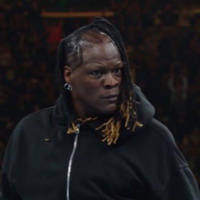 _Cam2k_'s profile picture. One half of the kayfabe collective I talk about wrestling and my thoughts and opinions on what’s going on