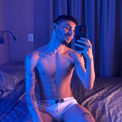 🇧🇷🇦🇷🇫🇷🇩🇪🇧🇪🇪🇸Artist & Content Creator | Brasileiro | - 23 years - ♐️ sagitário https://t.co/SXpA7FICwe