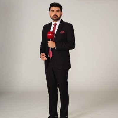 News Presenter: @ndtvindia | Ex:@NetworkItv @ZeeHindustan_,@IndiaDLive यहां साझा किए गए विचार व्यक्तिगत है,हर बढ़ता कदम लक्ष्य की तरफ ।।