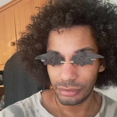 Louis (Lou)
They/Them
TTRPG streamer
28
bisexual disaster
relationship? Anarchy!!!
sad punk aesthetic
queer POC
DMs are open