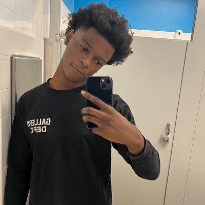 CurrentlyZoolin's profile picture. Gemini