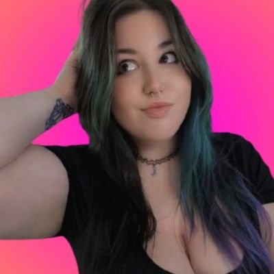 FaeKiity's profile picture. She/Her 💙💜🩷
Streaming is my happy place, no matter the amount of chaos 😈🖤
Catch me live Sunday & Monday at 5pm CST!