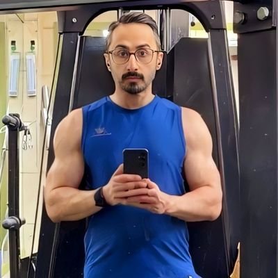 Arian Darbandi 🍊,💊さんのプロフィール画像