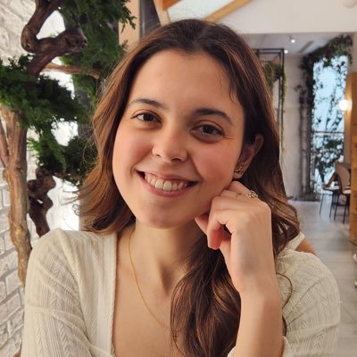 CristinaNFont's profile picture. a veces escribo cosas