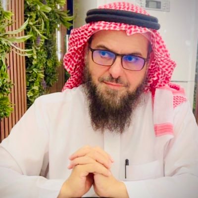أستاذ دكتور(بروفيسور) مهتم بمجالات التربية والتعليم والتميز والتطوير والاستراتيجيات. Prof. Mohammed Alnatheer-Education