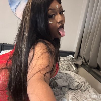 SPOILED | BRAT | BBW | NSFW 💦 | Exclusive Content 🔞 click the link 👇🏾