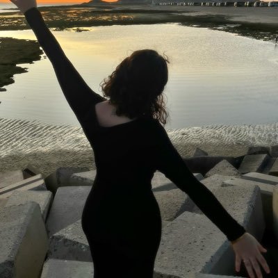 goddessvee34535's profile picture. i will take everyone’s money☺️i’m spoiled🛍️i’m rich💸im expensive🎀im a spoiled brat💝 https://t.co/sGkHKvwaj2 Check out my profile on Throne!