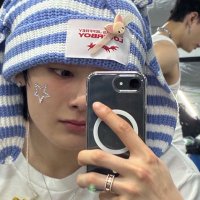 苜 (@chaeshyr) 's Twitter Profile