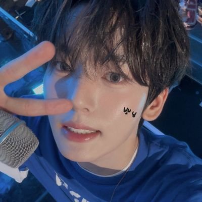 love2hanz's profile picture. #SUNGHANBIN 🐹 #HANYUJIN 🐰 𝙝𝙖𝙫𝙚 𝙢𝙮 𝙝𝙚𝙖𝙧𝙩, 𝙖𝙣𝙙 𝙩𝙝𝙚𝙮 𝙙𝙤𝙣'𝙩 𝙚𝙫𝙚𝙣 𝙝𝙖𝙫𝙚 𝙩𝙤 𝙩𝙧𝙮