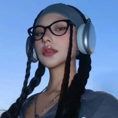 nvnxx79861547's profile picture. Crypocurrency analyst , Yating Beauty shop operator