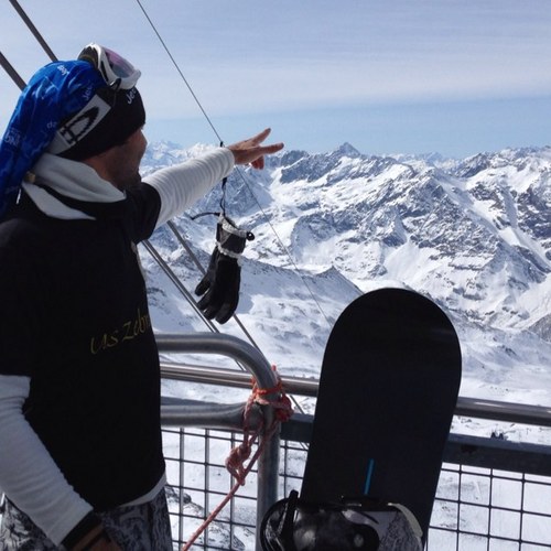 tallesafaria's profile picture. 